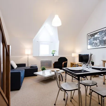 Les Deux Fleurets Appartement *